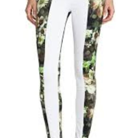 🌿 RARE 7 For All Mankind “English Garden” Pieced Jeans – Like New – Size 26 - Picture 2 of 5